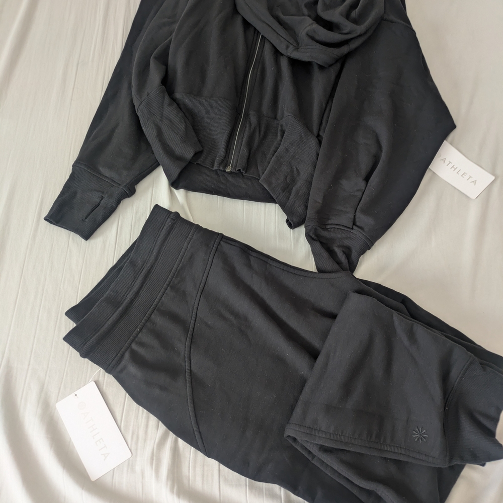 Athleta Women's Black Relaxed Fit Pants - Picture 9 of 12